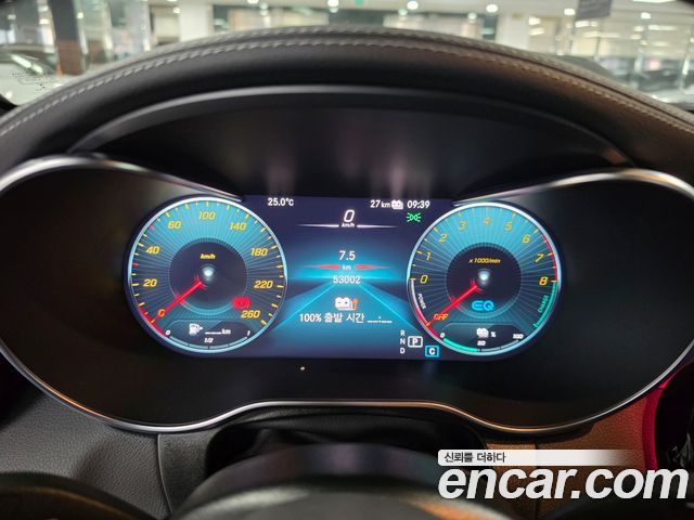 Mercedes-Benz GLC-Class GLC300e 4MATIC