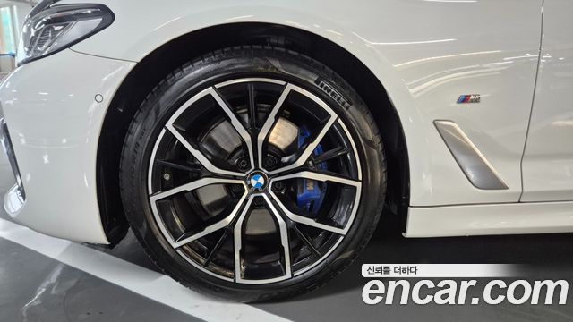 BMW 5-Series 530i M Sport Package