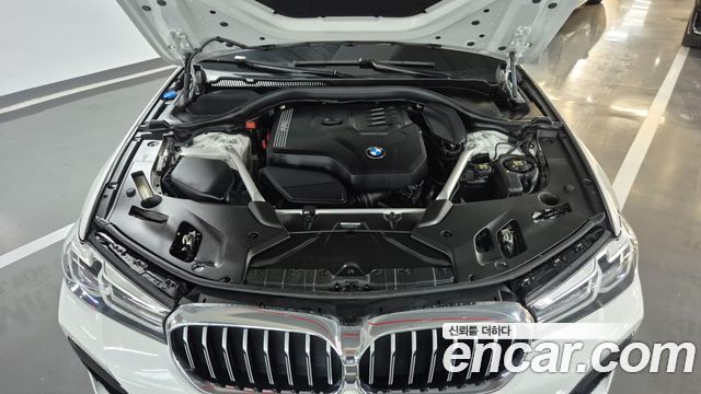 BMW 5-Series 530i M Sport Package