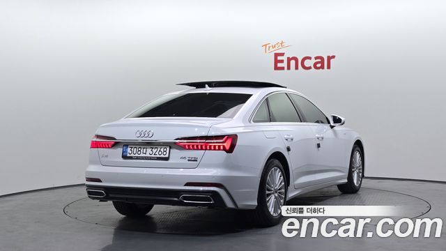 Audi A6 45 TFSI Premium
