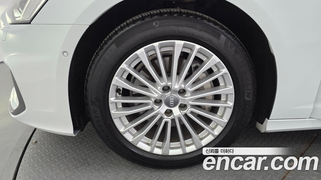 Audi A6 45 TFSI Premium