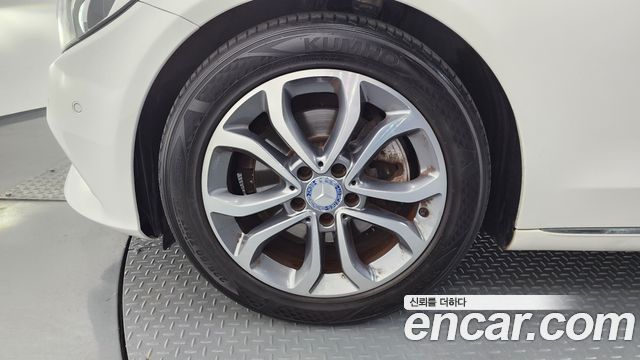 Mercedes-Benz C-Class C220 d Avantgarde