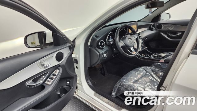 Mercedes-Benz C-Class C220 d Avantgarde