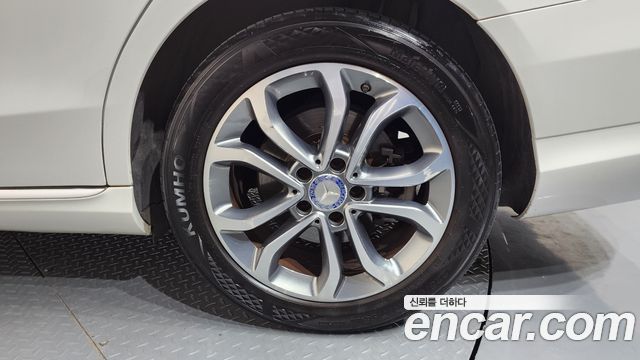 Mercedes-Benz C-Class C220 d Avantgarde