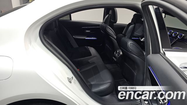 Mercedes-Benz C-Class C300 4MATIC Avantgarde