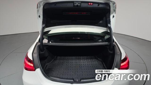 Mercedes-Benz C-Class C300 4MATIC Avantgarde