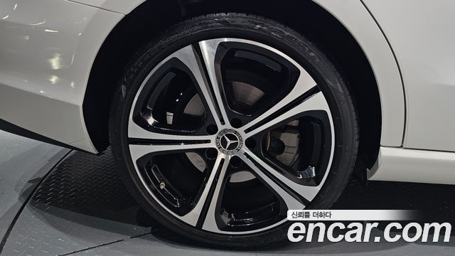 Mercedes-Benz C-Class C300 4MATIC Avantgarde