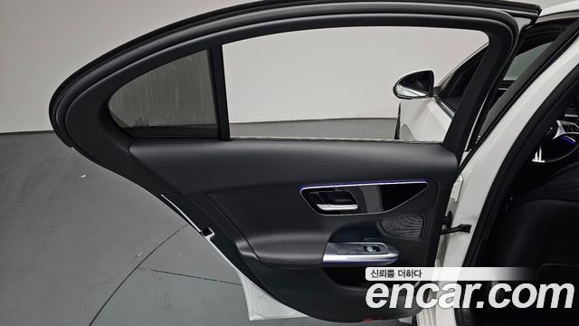 Mercedes-Benz C-Class C300 4MATIC Avantgarde