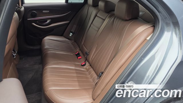 Mercedes-Benz E-Class E220d 4MATIC Exclusive