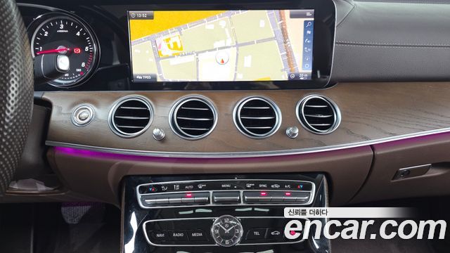 Mercedes-Benz E-Class E220d 4MATIC Exclusive