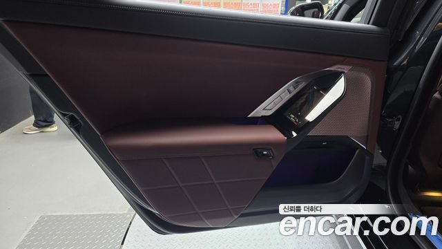 BMW 7-Series 740i xDrive M Sport