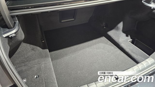 BMW 7-Series 740i xDrive M Sport