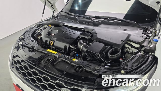 Land Rover Range Rover Evoque D180 R-Dynamic SE
