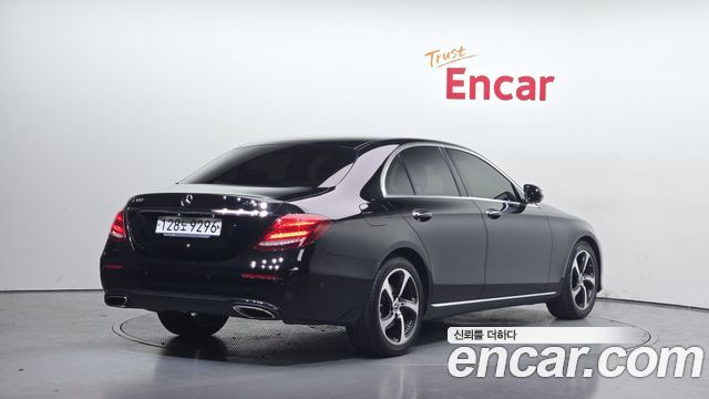 Mercedes-Benz E-Class E250 Avantgarde