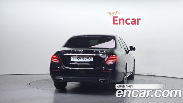 Mercedes-Benz E-Class E250 Avantgarde