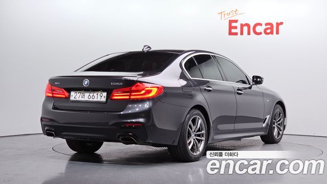 BMW 5-Series 530i xDrive M Sport Package