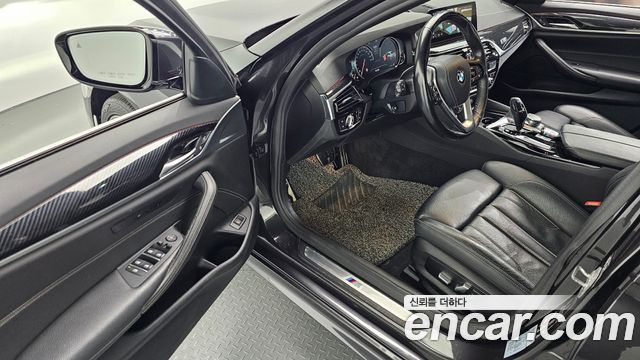 BMW 5-Series 530i xDrive M Sport Package