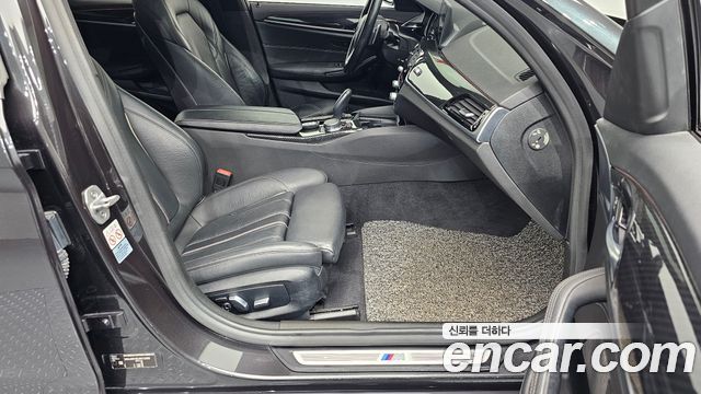 BMW 5-Series 530i xDrive M Sport Package
