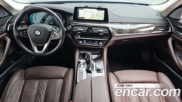 BMW 5-Series 540i xDrive Luxury Plus