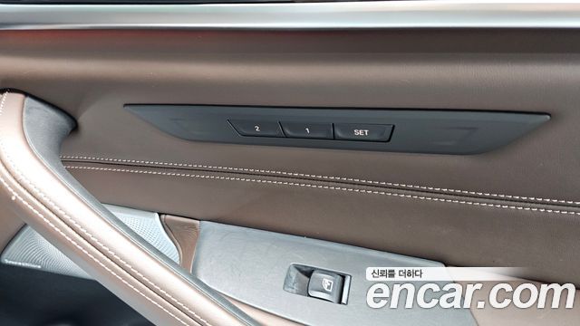 BMW 5-Series 540i xDrive Luxury Plus