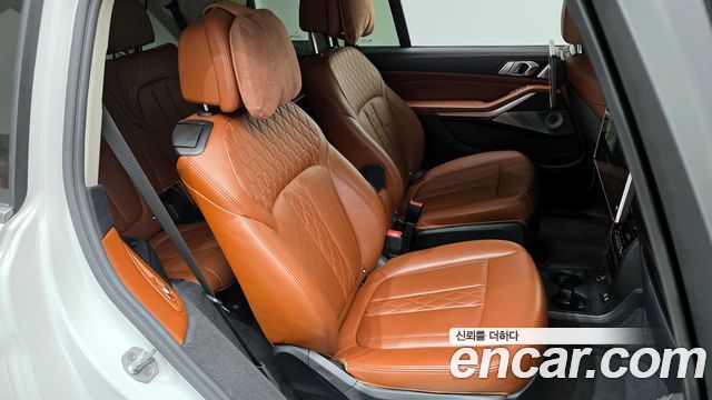 BMW X7 xDrive 40i Design Pure Excellence 6-Seater