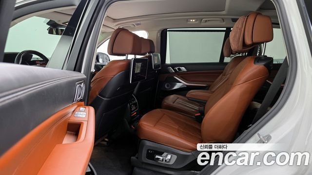 BMW X7 xDrive 40i Design Pure Excellence 6-Seater