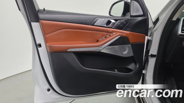 BMW X7 xDrive 40i Design Pure Excellence 6-Seater