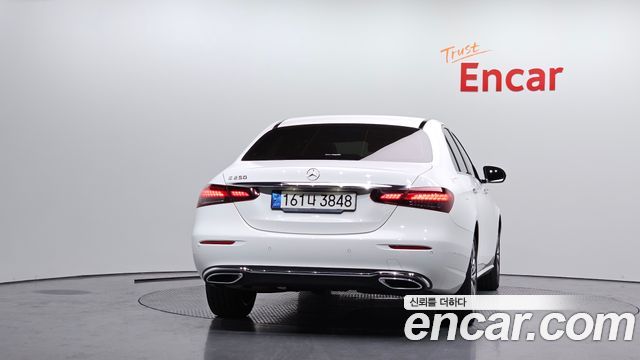 Mercedes-Benz E-Class E250 Avantgarde
