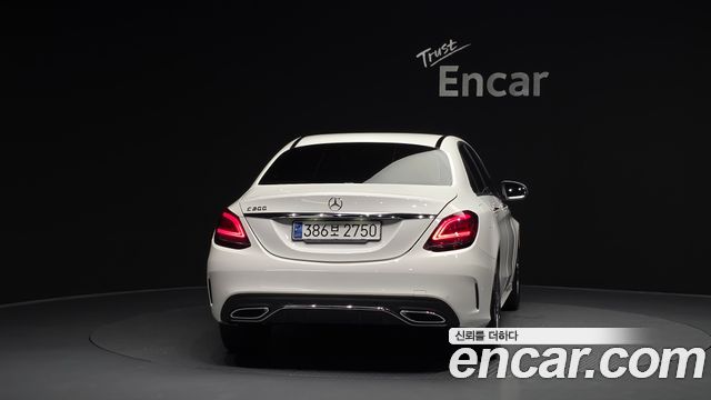 Mercedes-Benz C-Class C200 AMG Line