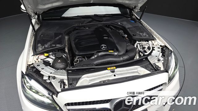 Mercedes-Benz C-Class C200 AMG Line