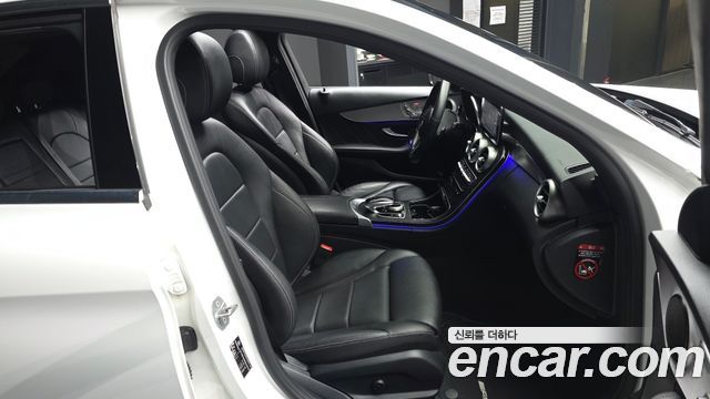 Mercedes-Benz C-Class C200 AMG Line