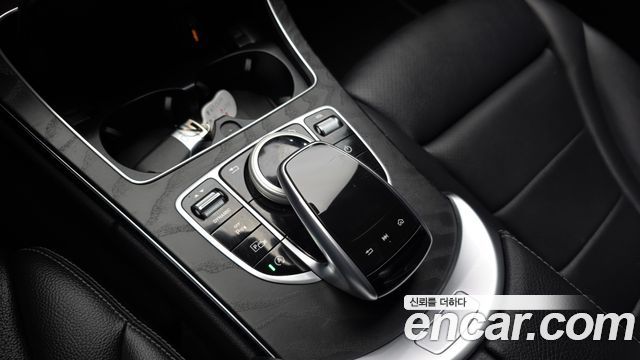 Mercedes-Benz C-Class C200 AMG Line