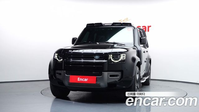Land Rover Defender 130 D300 X-Dynamic HSE