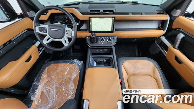 Land Rover Defender 130 D300 X-Dynamic HSE