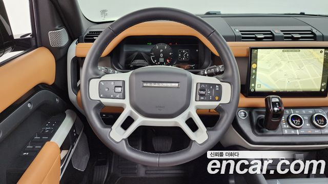 Land Rover Defender 130 D300 X-Dynamic HSE