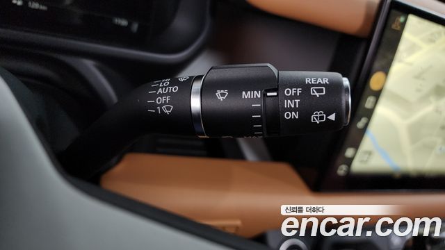 Land Rover Defender 130 D300 X-Dynamic HSE