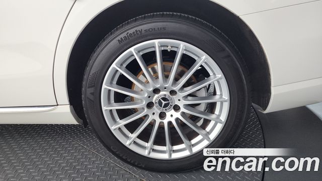 Mercedes-Benz E-Class E250 Exclusive