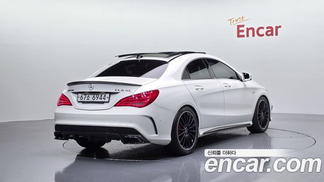 Mercedes-Benz CLA-Class CLA45 AMG 4MATIC