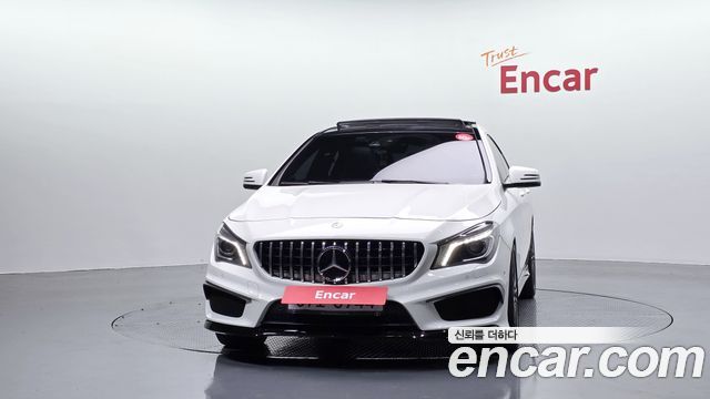 Mercedes-Benz CLA-Class CLA45 AMG 4MATIC