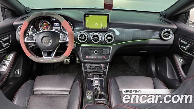 Mercedes-Benz CLA-Class CLA45 AMG 4MATIC