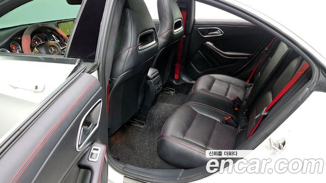 Mercedes-Benz CLA-Class CLA45 AMG 4MATIC