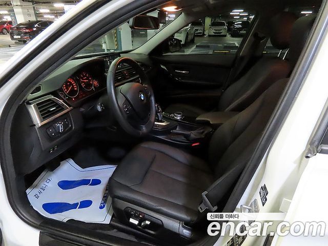 BMW 3-Series 320d