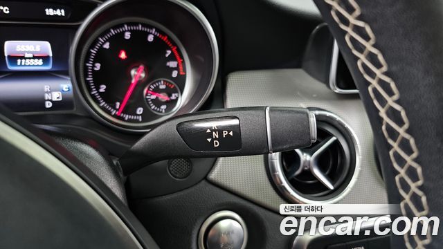 Mercedes-Benz CLA-Class CLA250 4MATIC