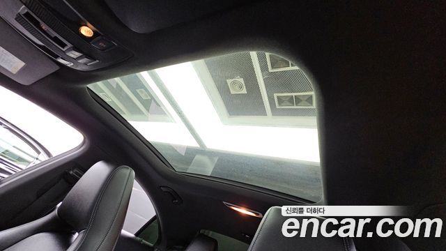 Mercedes-Benz CLA-Class CLA250 4MATIC