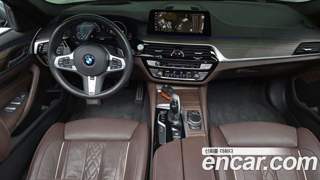 BMW 5-Series 530i M Sport Package Plus