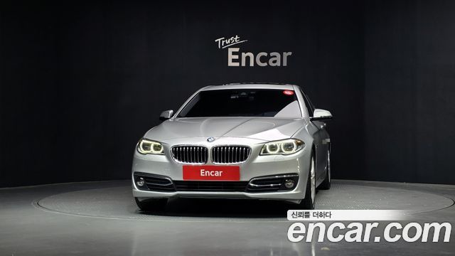 BMW 5-Series 520d xDrive Luxury Plus