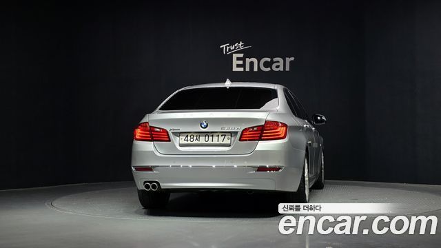 BMW 5-Series 520d xDrive Luxury Plus
