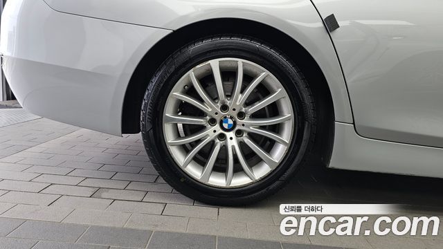 BMW 5-Series 520d xDrive Luxury Plus