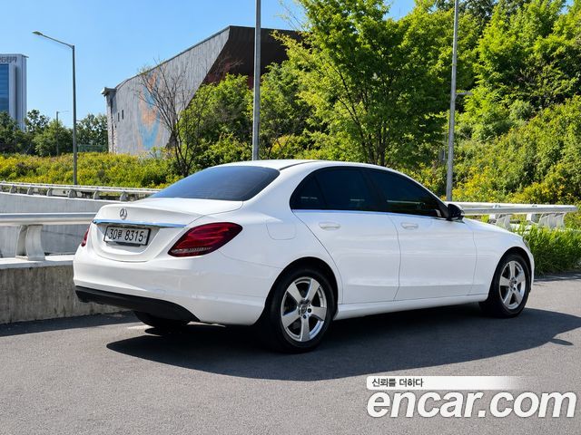 Mercedes-Benz C-Class C200 d
