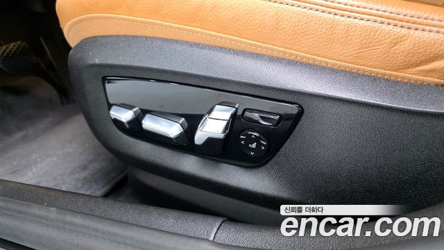 BMW 5-Series 520i Luxury